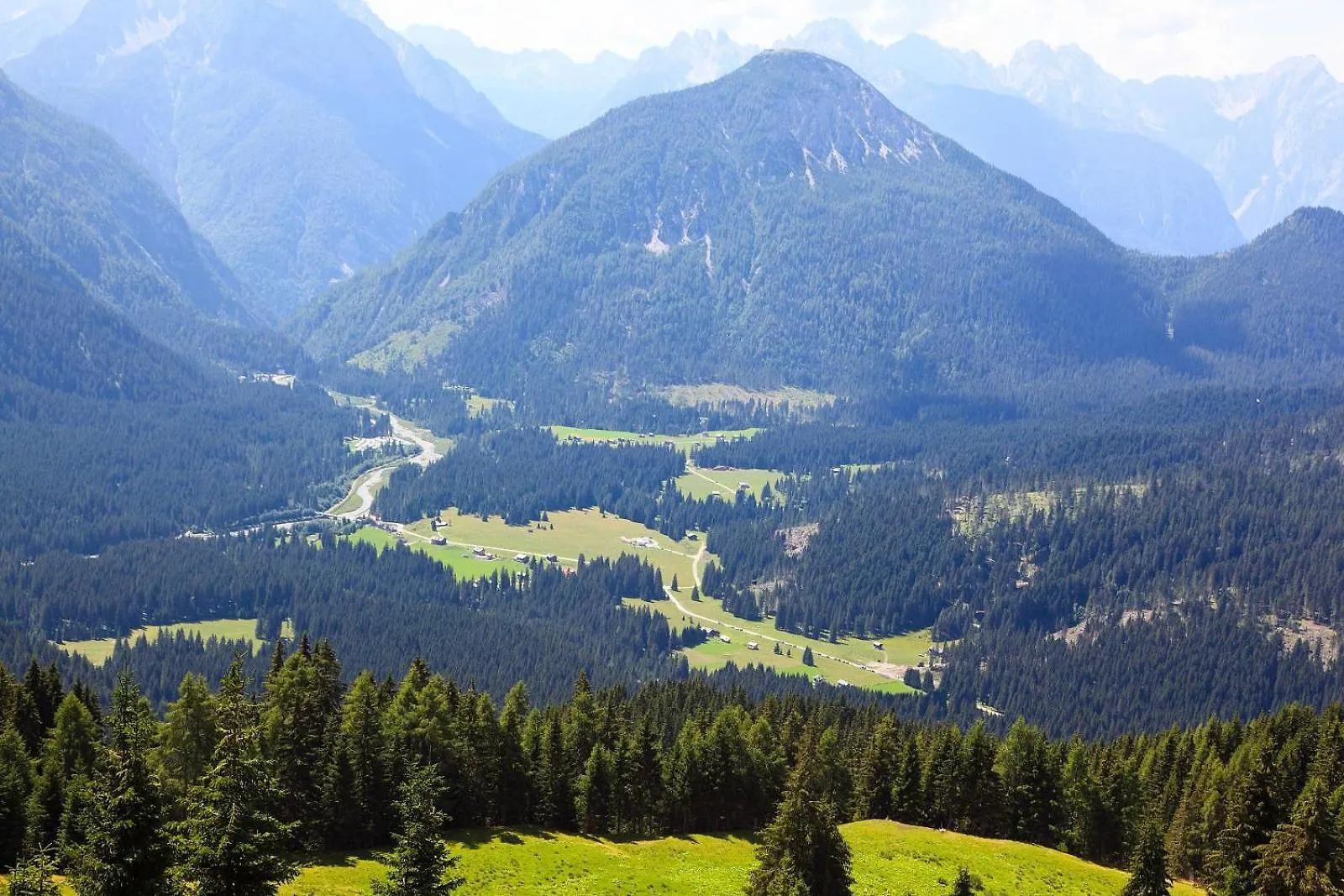 Dolomiti Ferienwohnung, Appartamento Vacanze. San Pietro di Cadore Apartmán
